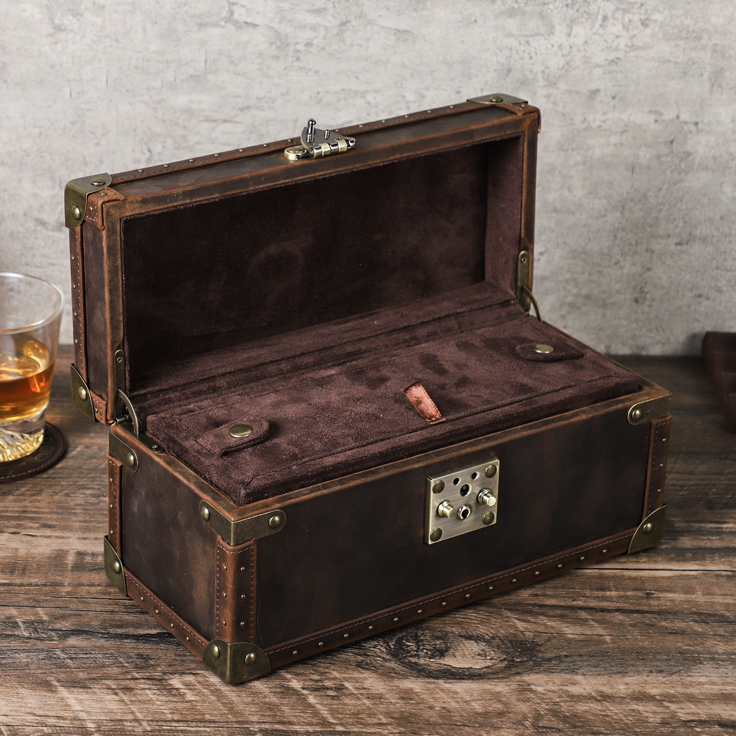 Ha090af88b4bb4673bbb04d369bdc118fo